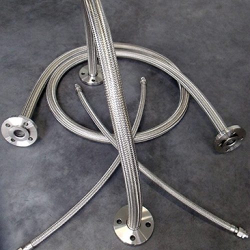 Réalisation tuyaux flexibles par ProSept en Vendée, conception et la fabrication des compensateurs de dilatation et des tuyaux flexibles métalliques